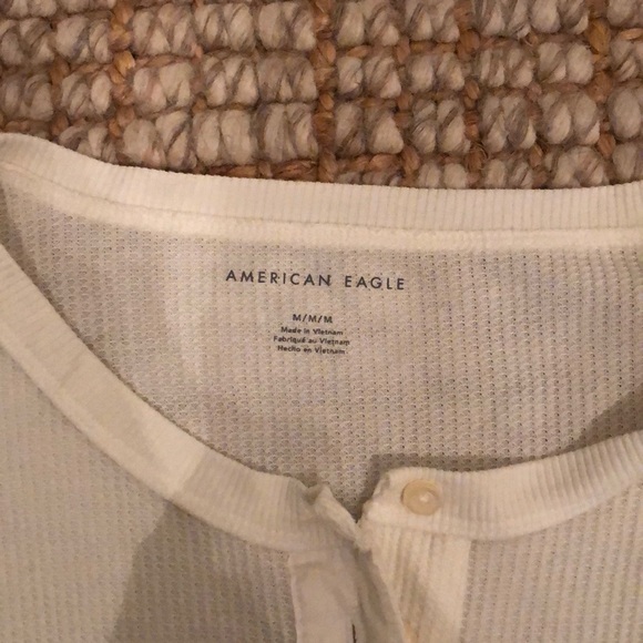 American Eagle White long sleeve - Picture 2 of 2